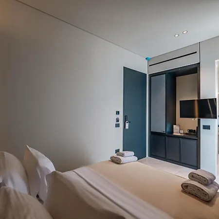 ホテル Sondor クサミル