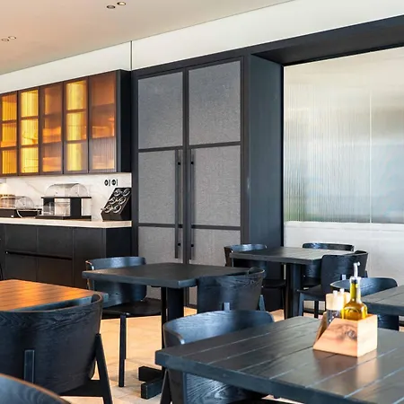 Sondor ホテル クサミル