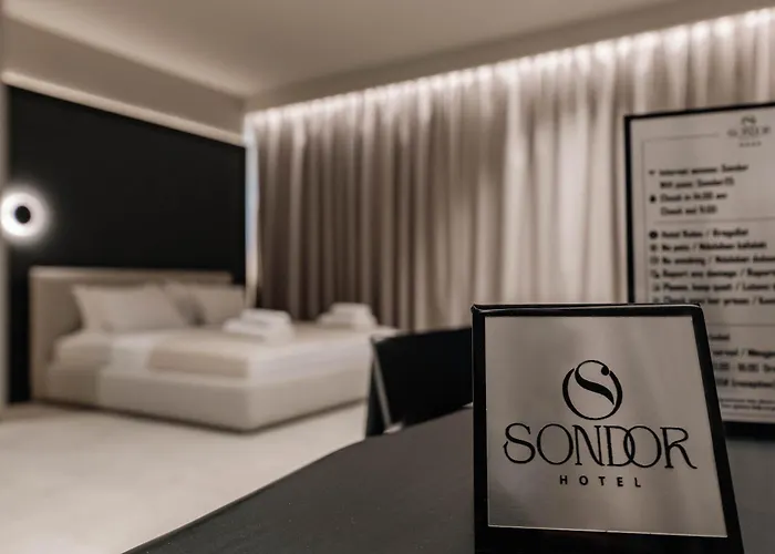 Sondor Szálloda Ksamil