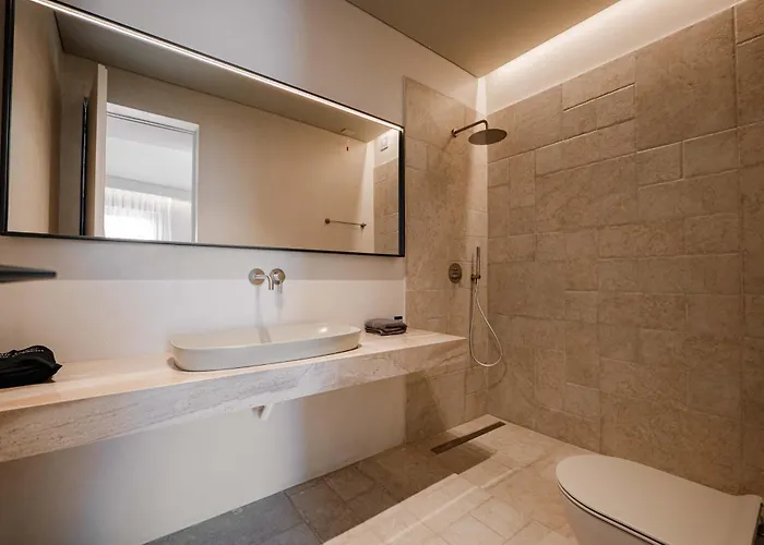 Sondor Szálloda Ksamil